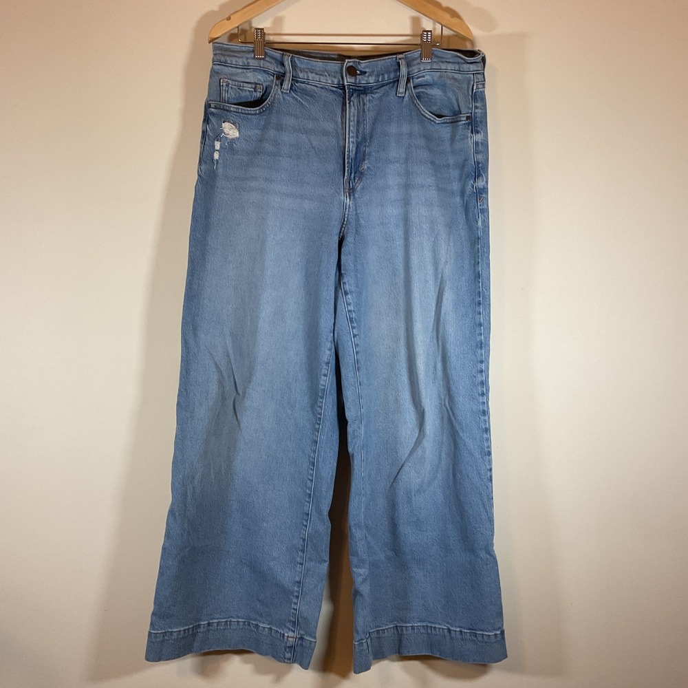ANA A New Approach High Rise Wide Leg Jeans Light Wash Size 16 Distressed